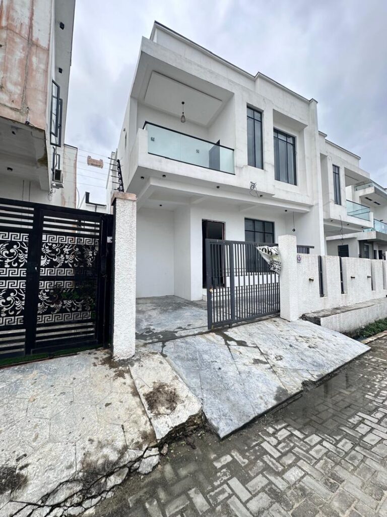4 BED SEMI-DETACHED DUPLEX WITH BQ